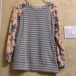 Women’s striped/floral long sleeve shirt